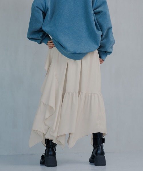 PAGEBOY(ページボーイ)の「ジグフリティアードスカート(スカート・レディース・ブルー/チャコールグレー/ブラック/グレイッシュベージュ・FREE)」の17枚目の写真