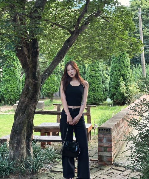 LADY VOLUME(レディーボリューム)の「ストレートフレアジーンズ (ブラック)(デニムパンツ・レディース・その他・SMALL/MEDIUM/LARGE)」の11枚目の写真