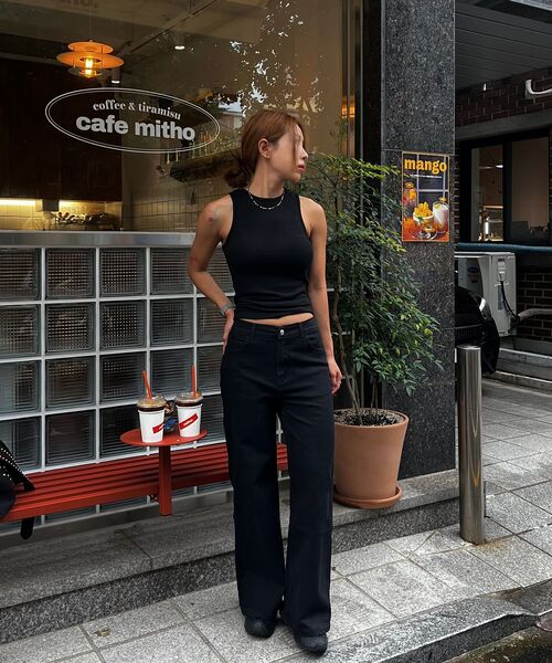 LADY VOLUME(レディーボリューム)の「ストレートフレアジーンズ (ブラック)(デニムパンツ・レディース・その他・SMALL/MEDIUM/LARGE)」の17枚目の写真