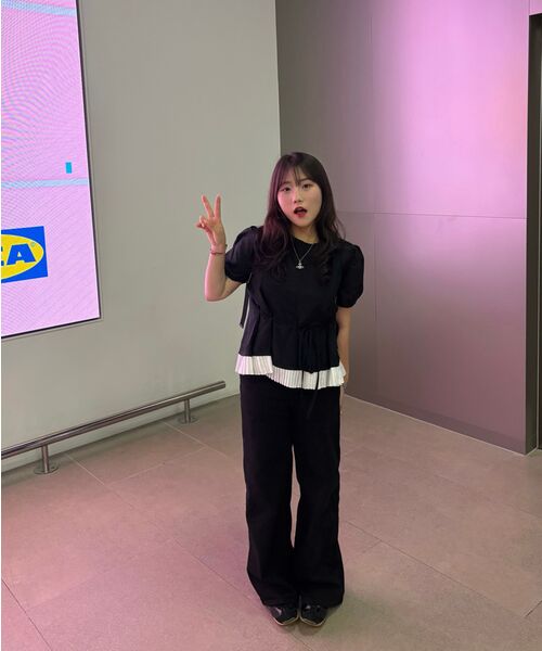 LADY VOLUME(レディーボリューム)の「ストレートフレアジーンズ (ブラック)(デニムパンツ・レディース・その他・SMALL/MEDIUM/LARGE)」の20枚目の写真