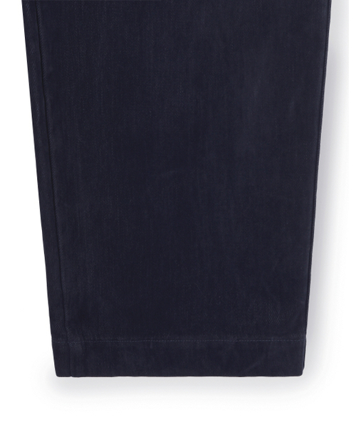 BESLOW(ビースロー)の「VELVET DENIM ONE TUCK CURVED PANTS INDIGO(デニムパンツ・メンズ・その他・28/30/32/34)」の4枚目の写真