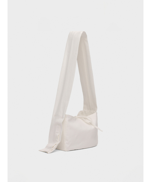 Salad bowls（サラダボール）の「Oxford Shirt Bags [IVORY]（ショルダーバッグ・レディース・アイボリー・FREE）」の15枚目の写真