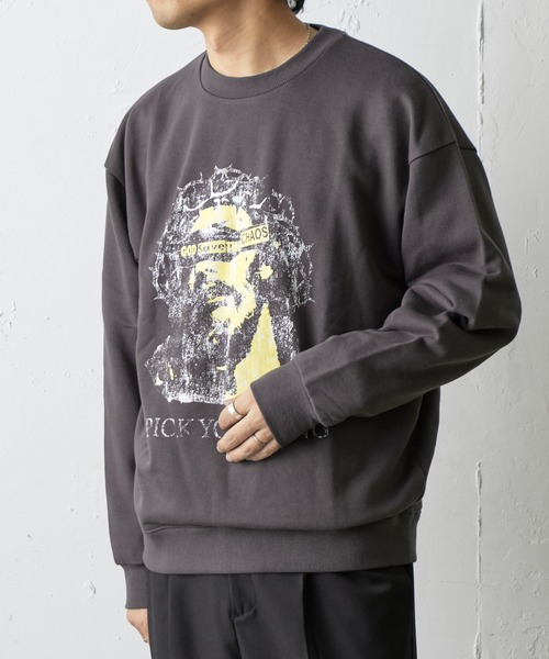 COLONY 2139（コロニートゥーワンスリーナイン）の「GODSAVEスウェットクルーネック（スウェット・メンズ・グレー/チャコールグレー・MEDIUM/LARGE）」の2枚目の写真