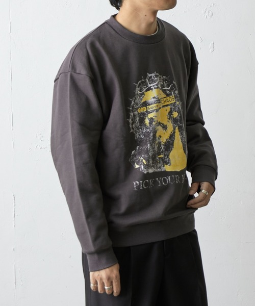 COLONY 2139（コロニートゥーワンスリーナイン）の「GODSAVEスウェットクルーネック（スウェット・メンズ・グレー/チャコールグレー・MEDIUM/LARGE）」の6枚目の写真