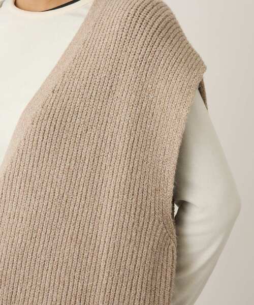 CRAFT STANDARD BOUTIQUE（クラフトスタンダードブティック）の「Vネックオーバーサイズニットベスト（ベスト・レディース・ベージュ系その他2/サックスブルー/杢グレー・FREE）」の21枚目の写真