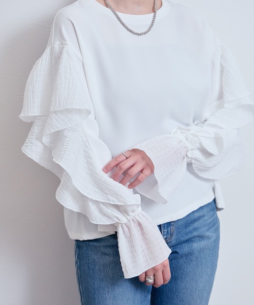 LHELBIE(レルビエ)の「ラッフルスリーブトップス(Tシャツ/カットソー・レディース・ブラック/オフホワイト・M)」の9枚目の写真