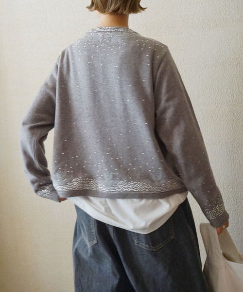 JOURNAL STANDARD LUXE（ジャーナルスタンダード　ラックス）の「ウールMIXビジューカーディガン（ニット/セーター・レディース・グレー/チャコールグレー・FREE）」の15枚目の写真