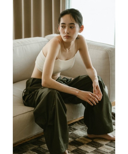 Knuth Marf(クヌースマーフ)の「square bra top(キャミソール・レディース・サンドベージュ/ブラック/アイボリー・FREE)」の9枚目の写真