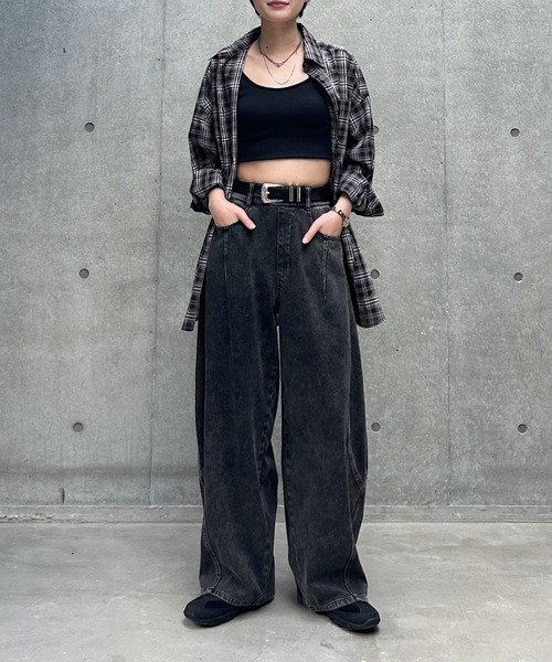 PAGEBOY(ページボーイ)の「<まるでデニム見え!/紫外線カット/接触冷感>マルデニコクーンパンツ(デニムパンツ・レディース・ブラック/ブラック系その他/ブルー系その他/ブルー・SMALL/MEDIUM/LARGE)」の9枚目の写真