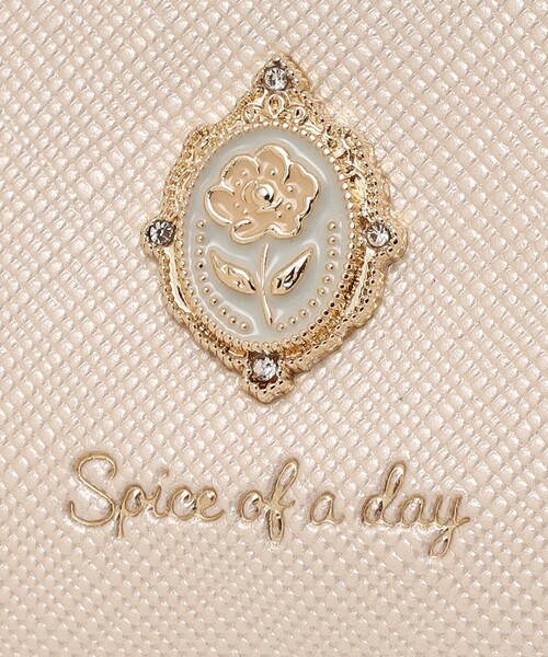 Afternoon Tea（アフタヌーンティー）の「モチーフチャーム付きペンケース（ステーショナリー・レディース・ベージュ・ONE SIZE）」の5枚目の写真