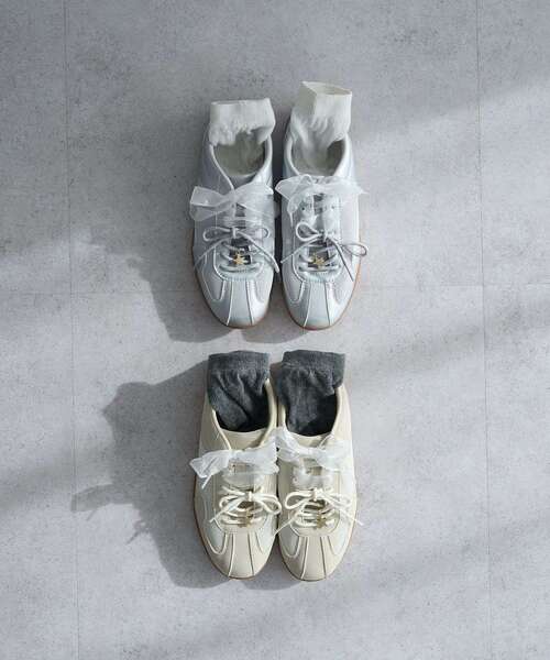 earth music&ecology（アースミュージックアンドエコロジー）の「チャーム付きWリボンスニーカー（スニーカー・レディース・ブルー/シルバー/ベージュ・S/L/M）」の22枚目の写真