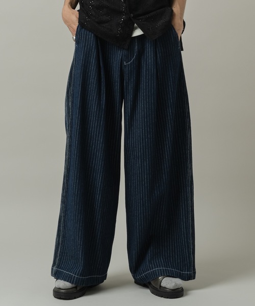 CASPER JOHN(キャスパージョン)の「Side pin tuck stripe denim pants/サイドピンタックストライプデニムパンツ(デニムパンツ・メンズ・ブラック/ネイビー・MEDIUM/SMALL/X-SMALL/LARGE)」の13枚目の写真