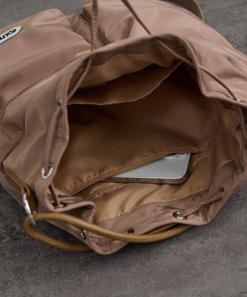 OUTDOOR PRODUCTS（アウトドアプロダクツ）の「【OUTDOOR PRODUCTS for SALON】別注ミニリュック（バックパック/リュック・レディース・ブラック/ベージュ・FREE）」の7枚目の写真