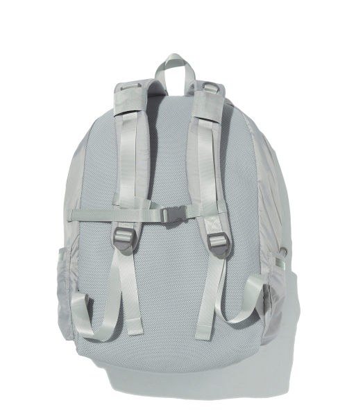 suade（スエード）の「RIPSTOP DAYPACK [LIGHT GRAY]（バックパック/リュック・レディース・その他・FREE）」の4枚目の写真