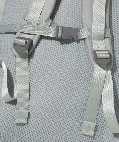 suade（スエード）の「RIPSTOP DAYPACK [LIGHT GRAY]（バックパック/リュック・レディース・その他・FREE）」の10枚目の写真