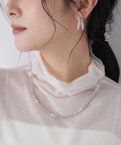 PHILIPPE AUDIBERT(フィリップ オーディベール)の「PHILIPPE AUDIBERT/Eunice necklace White(ネックレス・レディース・ホワイト・FREE)」の1枚目の写真
