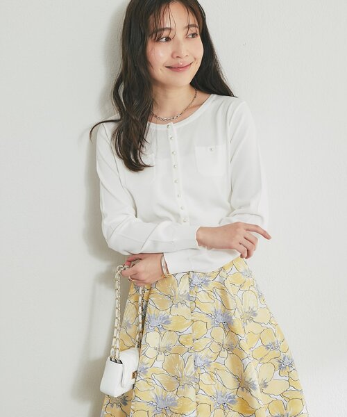 La boutique BonBon（ラブティックボンボン）の「【シリーズ累計お気に入り数1.5万突破！接触冷感・UVカット】クールタッチUVパール釦カーディガン（カーディガン/ボレロ・レディース・ピンク/ネイビー/ホワイト/イエロー・FREE）」の5枚目の写真