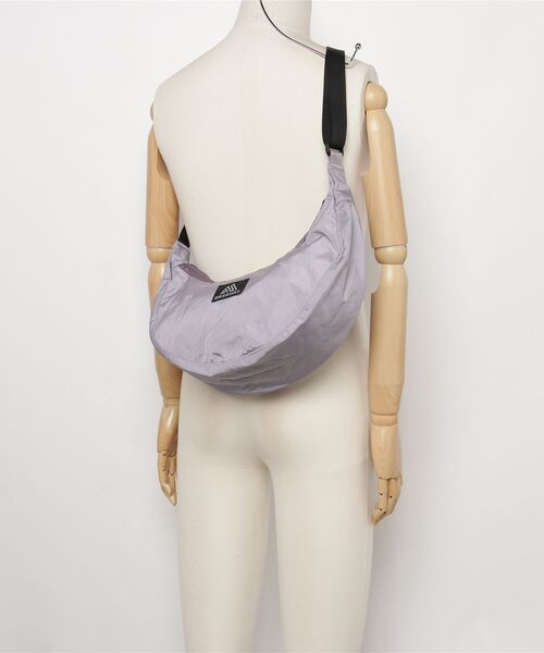 GREGORY（グレゴリー）の「ラフィンバッグL LAUGHING BAG L デジタルラベンダー（ショルダーバッグ・メンズ・ラベンダー・ONE SIZE）」の2枚目の写真