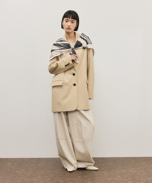 ADAM ET ROPE'(アダムエロペ)の「DOMY DIRECT print scarf(バンダナ/スカーフ・レディース・ブラック/グリーン・FREE)」の4枚目の写真