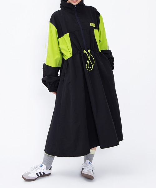 PUNYUS(プニュズ)の「切り替えナイロンワンピース(ワンピース・レディース・ベージュ/ブルー/ブラック・1/2/3/4)」の6枚目の写真