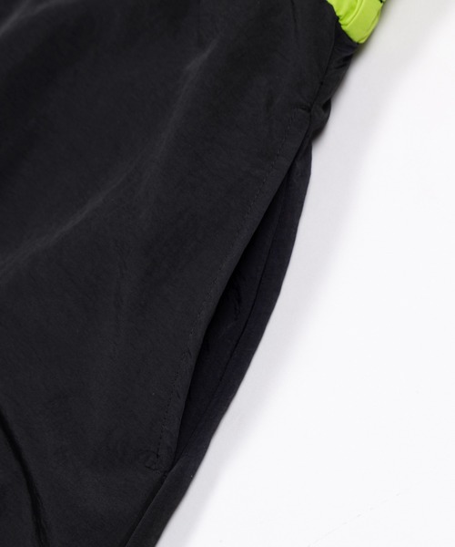 PUNYUS(プニュズ)の「切り替えナイロンワンピース(ワンピース・レディース・ベージュ/ブルー/ブラック・1/2/3/4)」の19枚目の写真