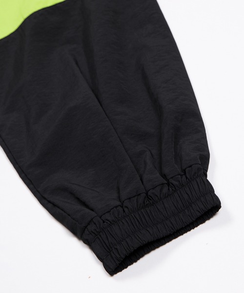 PUNYUS(プニュズ)の「切り替えナイロンワンピース(ワンピース・レディース・ベージュ/ブルー/ブラック・1/2/3/4)」の20枚目の写真