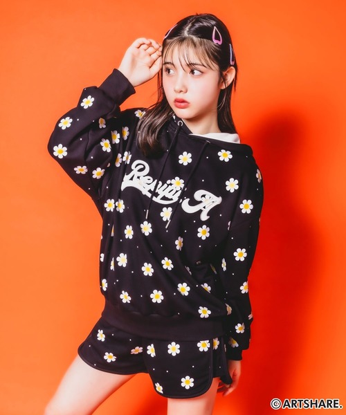 repipi armario（レピピ アルマリオ）の「【wiggle wiggle】フーディSETUP（セットアップ・キッズ・グレー/ブルー/ブラック・SMALL/MEDIUM/LARGE）」の6枚目の写真