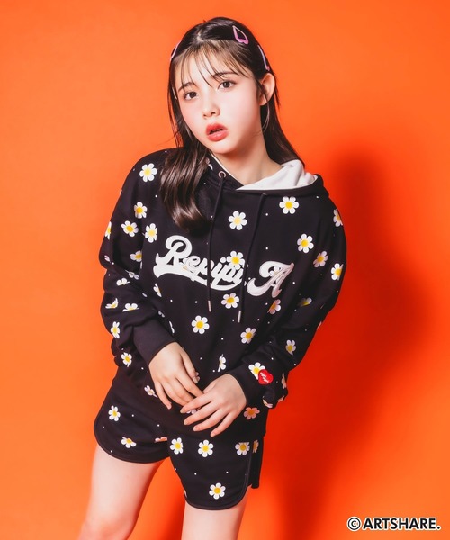 repipi armario（レピピ アルマリオ）の「【wiggle wiggle】フーディSETUP（セットアップ・キッズ・グレー/ブルー/ブラック・SMALL/MEDIUM/LARGE）」の7枚目の写真