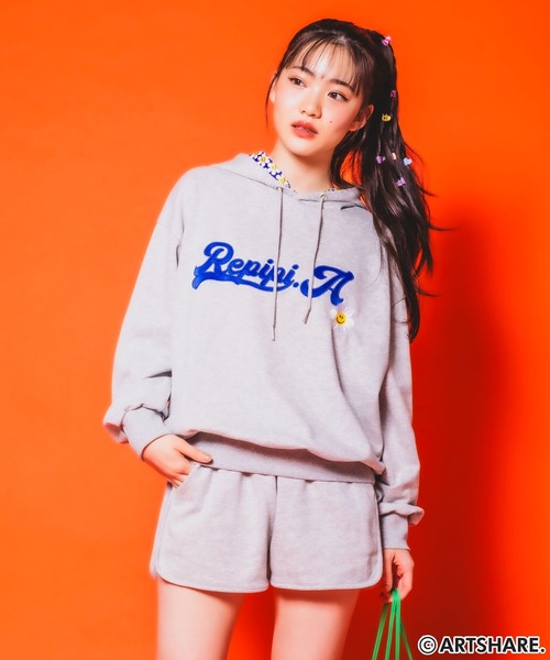 repipi armario（レピピ アルマリオ）の「【wiggle wiggle】フーディSETUP（セットアップ・キッズ・グレー/ブルー/ブラック・SMALL/MEDIUM/LARGE）」の10枚目の写真