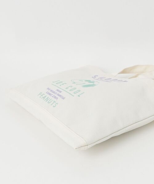 SNOOPY（スヌーピー）の「SNOOPY スヌーピー ミニレッスントート 刺繍（トートバッグ・レディース・ホワイト系2/ホワイト系3/ホワイト系1・FREE）」の22枚目の写真