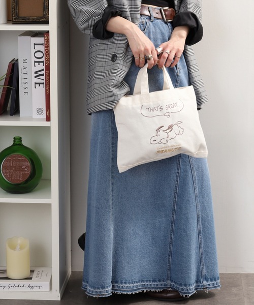 SNOOPY（スヌーピー）の「SNOOPY スヌーピー ミニレッスントート 刺繍（トートバッグ・レディース・ホワイト系2/ホワイト系3/ホワイト系1・FREE）」の15枚目の写真