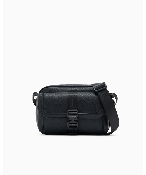 ARMANI EXCHANGE(アルマーニエクスチェンジ)の「【A|X アルマーニ エクスチェンジ】AXロゴ バックルディテール ショルダーバッグ(ショルダーバッグ・メンズ・ブラック・FREE)」の6枚目の写真
