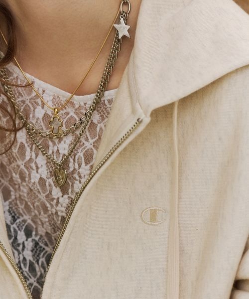 JEANASIS（ジーナシス）の「【Champion別注】リバースウィーブZIPパーカー/594293（パーカー・レディース・オートミール・FREE）」の3枚目の写真