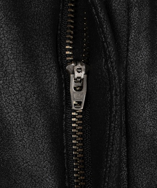 LAD MUSICIAN（ラッドミュージシャン）の「STRETCH FAUX LEATHER JERSEY WIDE PANTS（その他パンツ・メンズ・ブラック・42/46/44）」の9枚目の写真