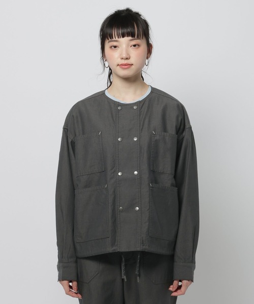 niko and...（ニコアンド）の「オックスダブルボタンカバーオール（カバーオール・レディース・アイボリー/チャコール/ナチュラル・LARGE/MEDIUM）」の21枚目の写真