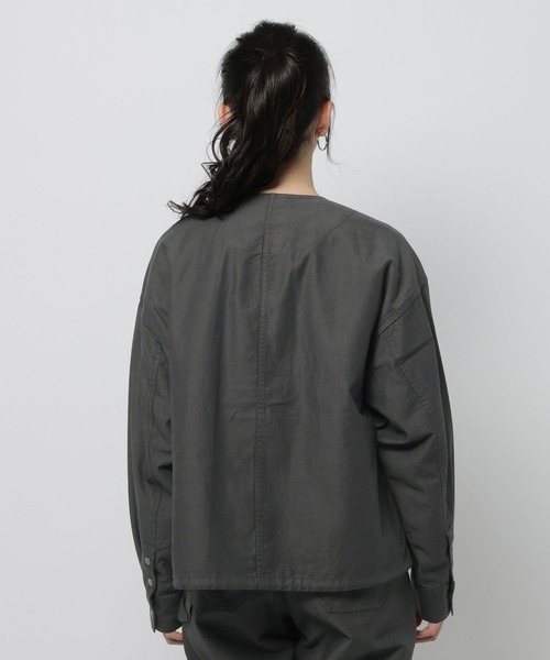 niko and...（ニコアンド）の「オックスダブルボタンカバーオール（カバーオール・レディース・アイボリー/チャコール/ナチュラル・LARGE/MEDIUM）」の22枚目の写真