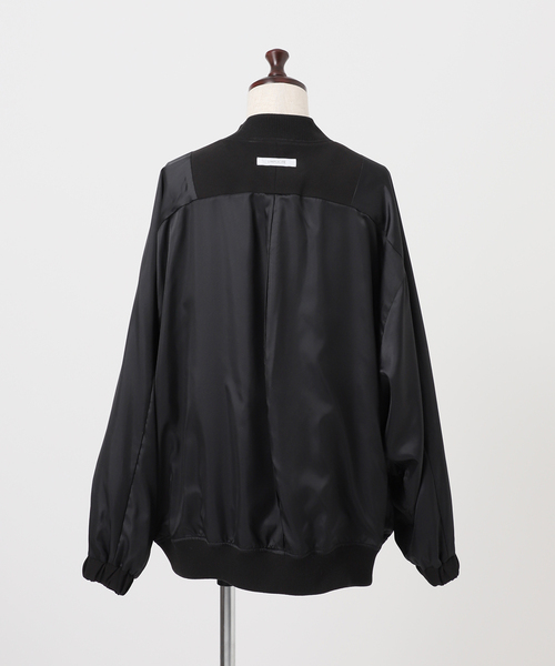 B.C STOCK(ベーセーストック)の「レーヨンツイルブルゾン(ブルゾン・レディース・ベージュ/ブラック・FREE)」の4枚目の写真