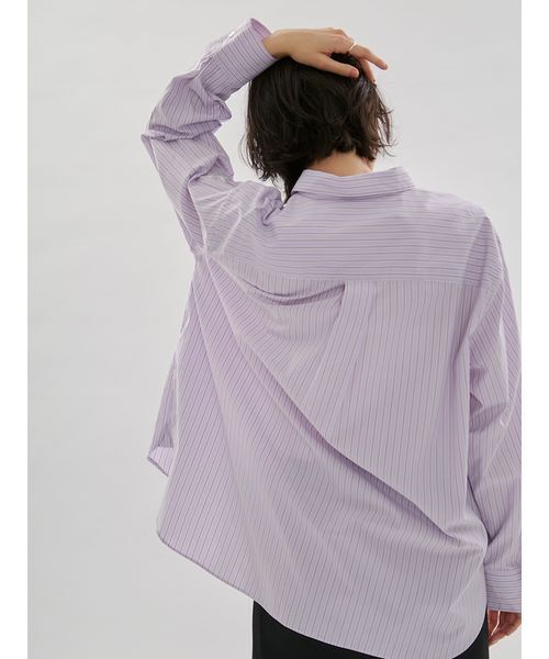 emmi（エミ）の「【ONLINE限定カラーあり】ストライプベーシックシャツ（シャツ/ブラウス・レディース・ピンク/ホワイト/ミント/ブルー・F）」の6枚目の写真