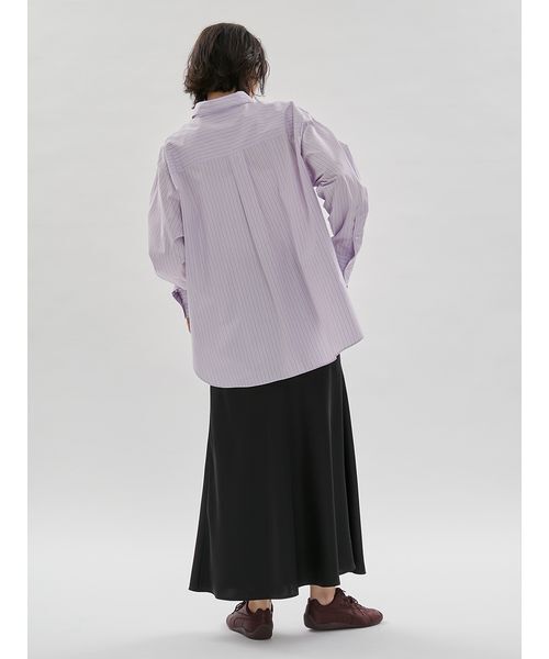 emmi（エミ）の「【ONLINE限定カラーあり】ストライプベーシックシャツ（シャツ/ブラウス・レディース・ピンク/ホワイト/ミント/ブルー・F）」の17枚目の写真