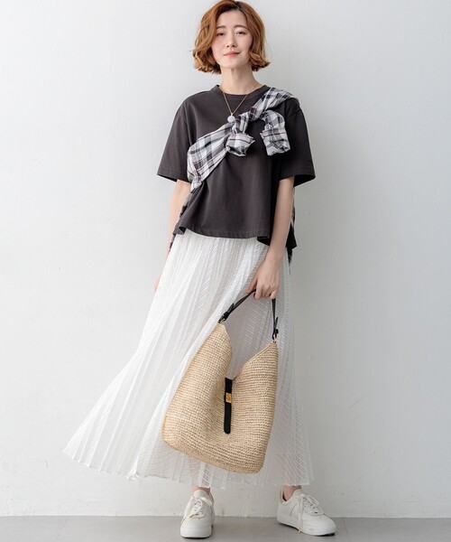 23区 L(ニジュウサンクオオキイサイズ)の「スビンギザコットン フレア Tシャツ(Tシャツ/カットソー・レディース・ブラウン系/ホワイト系/グレー系/サックスブルー系・46/44)」の11枚目の写真