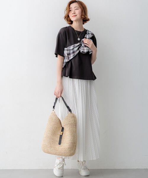 23区 L(ニジュウサンクオオキイサイズ)の「スビンギザコットン フレア Tシャツ(Tシャツ/カットソー・レディース・ブラウン系/ホワイト系/グレー系/サックスブルー系・46/44)」の12枚目の写真