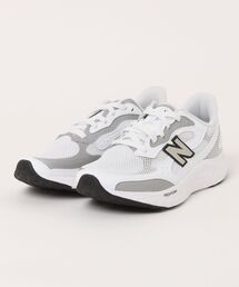 《New Balance》MARIS