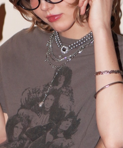 IMARI(イマリ)の「【 IMARI / イマリ 】 バロックモチーフ ボリューム パール ネックレス(ネックレス・レディース・グレー/ホワイト・FREE)」の2枚目の写真