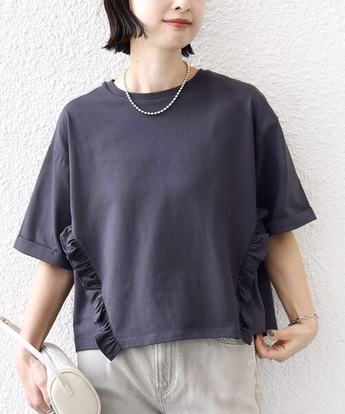 SHIPS(シップス)の「【WEB限定】〈接触冷感〉オーガニック コットン フリル TEE(Tシャツ/カットソー・レディース・ダークグレー/ライラック/オフホワイト・ONESIZE)」の7枚目の写真