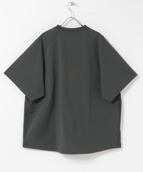 EKAL(エカル)の「『吸水速乾/防シワ/UVカット』DRY OUT Super Wide T-SHIRTS(Tシャツ/カットソー・メンズ・ブラック/アイボリー/チャコールグレー・LARGE/MEDIUM)」の9枚目の写真