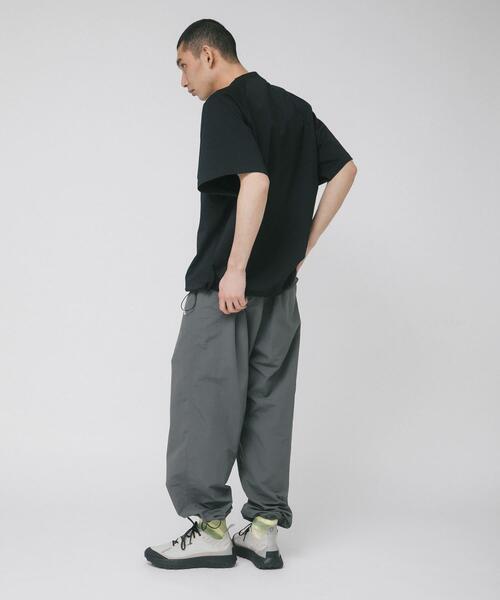 EKAL(エカル)の「『吸水速乾/防シワ/UVカット』DRY OUT Super Wide T-SHIRTS(Tシャツ/カットソー・メンズ・ブラック/アイボリー/チャコールグレー・LARGE/MEDIUM)」の21枚目の写真