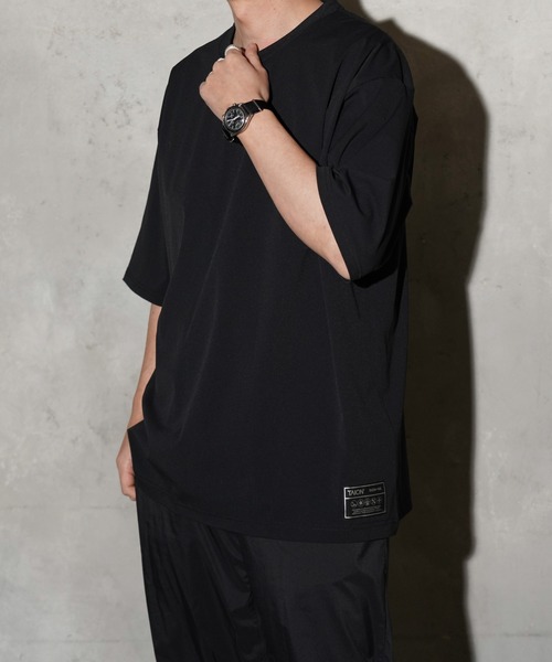 TAION（タイオン）の「TAION / タイオン FUCTION T-SHIRTS <RELAXED LOOSE> (TAION-TS01BS-OS) 機能素材 オーバーサイズTシャツ（Tシャツ/カットソー・メンズ・ブラック/チャコールグレー/ダークネイビー/ホワイト・SMALL/MEDIUM/LARGE/X-LARGE）」の7枚目の写真