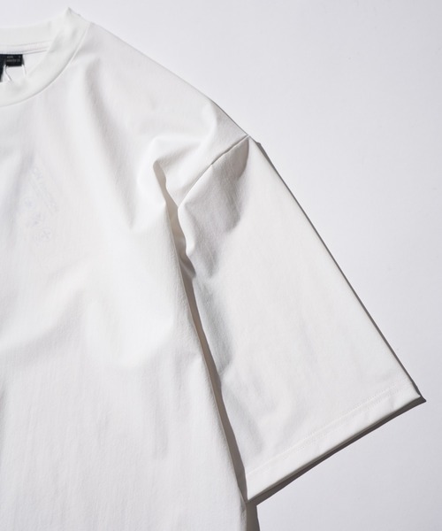 TAION（タイオン）の「TAION / タイオン FUCTION T-SHIRTS <RELAXED LOOSE> (TAION-TS01BS-OS) 機能素材 オーバーサイズTシャツ（Tシャツ/カットソー・メンズ・ブラック/チャコールグレー/ダークネイビー/ホワイト・SMALL/MEDIUM/LARGE/X-LARGE）」の15枚目の写真