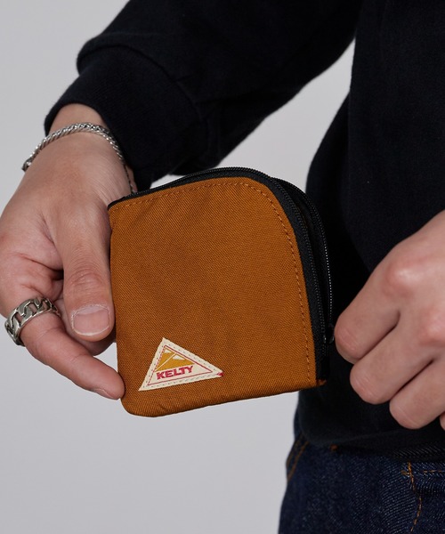 KELTY/ケルティ SQUARE COIN CASE 2 ブランドワッペン コンパクト