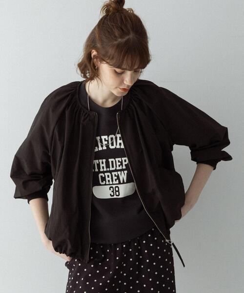 URBAN RESEARCH Sonny Label（アーバンリサーチサニーレーベル）の「『UR TECH』バルーンショートブルゾン（ブルゾン・レディース・ブラック/アイボリー/ベージュ・FREE）」の2枚目の写真